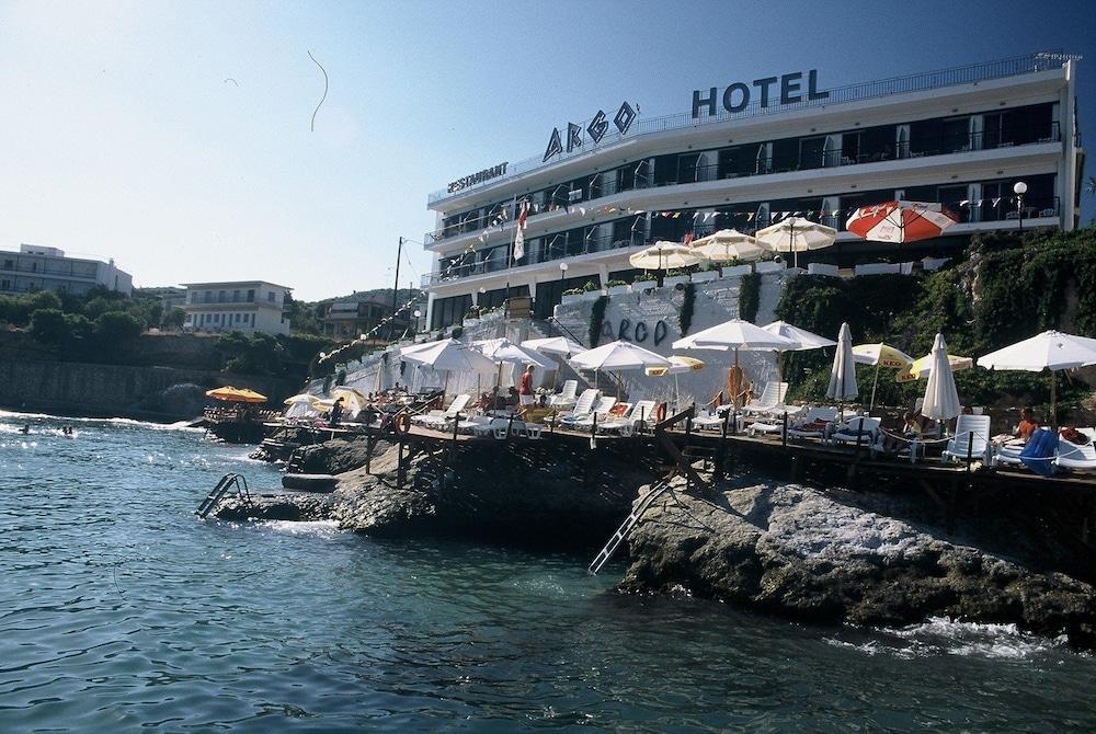 Argo Hotel Aegina Екстериор снимка