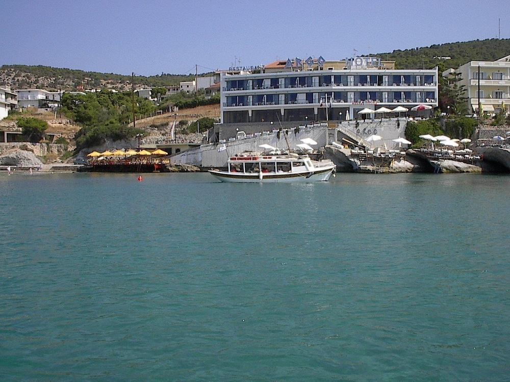 Argo Hotel Aegina Екстериор снимка