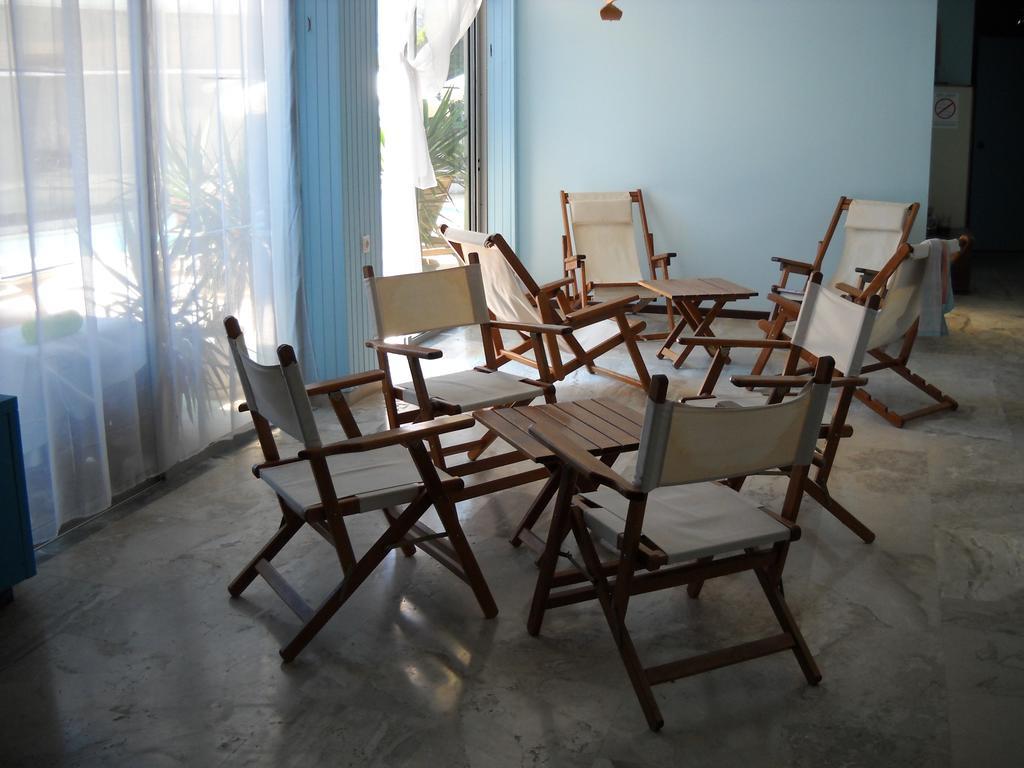 Argo Hotel Aegina Екстериор снимка