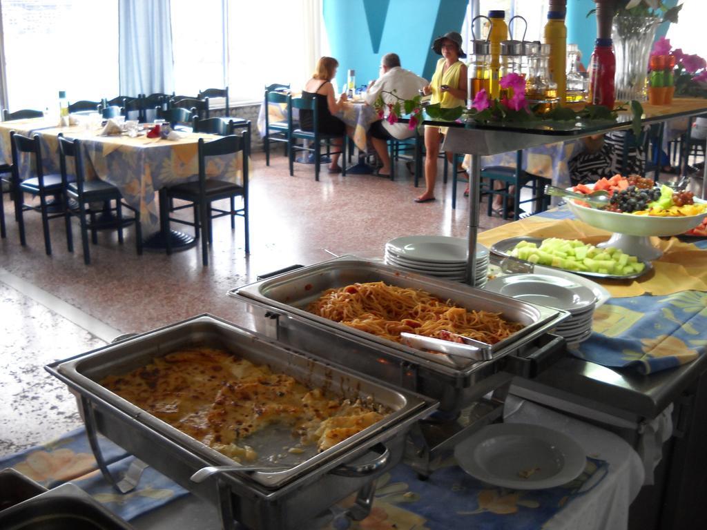 Argo Hotel Aegina Екстериор снимка