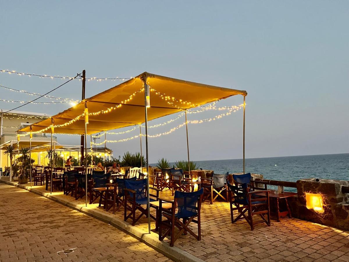 Argo Hotel Aegina Екстериор снимка