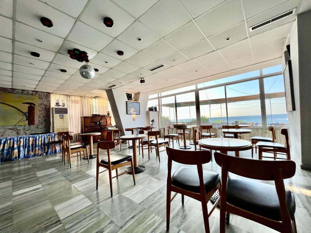 Argo Hotel Aegina Екстериор снимка