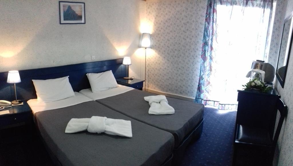 Argo Hotel Aegina Екстериор снимка