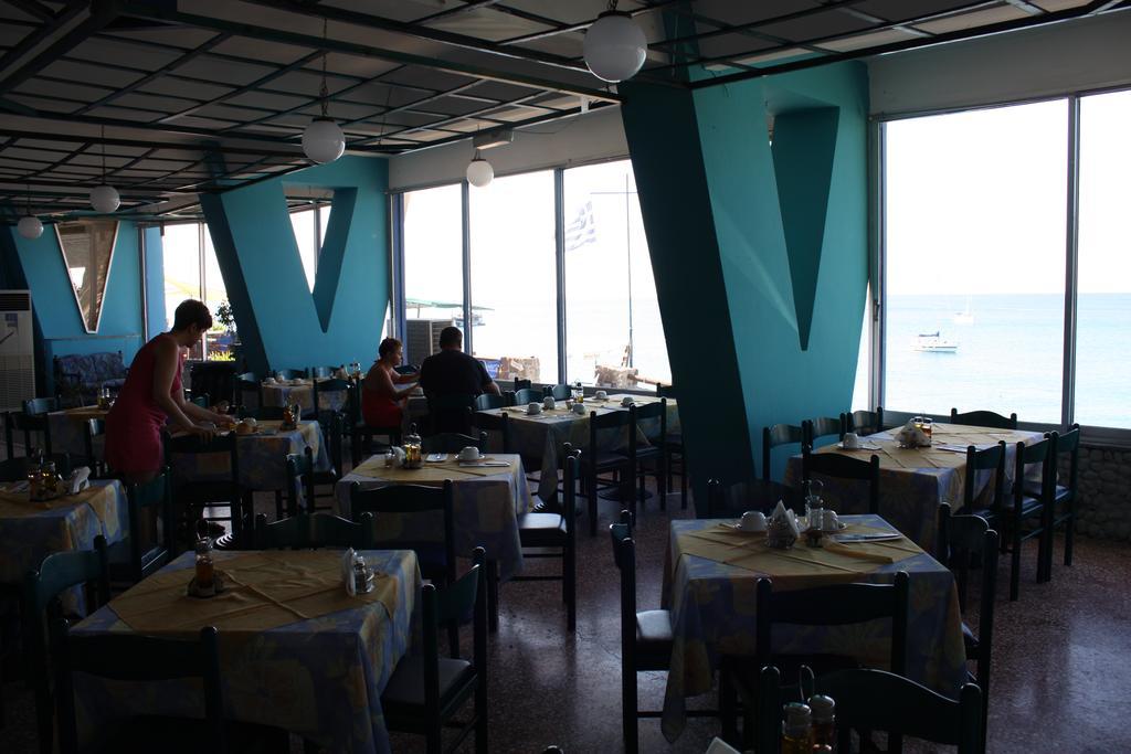 Argo Hotel Aegina Екстериор снимка